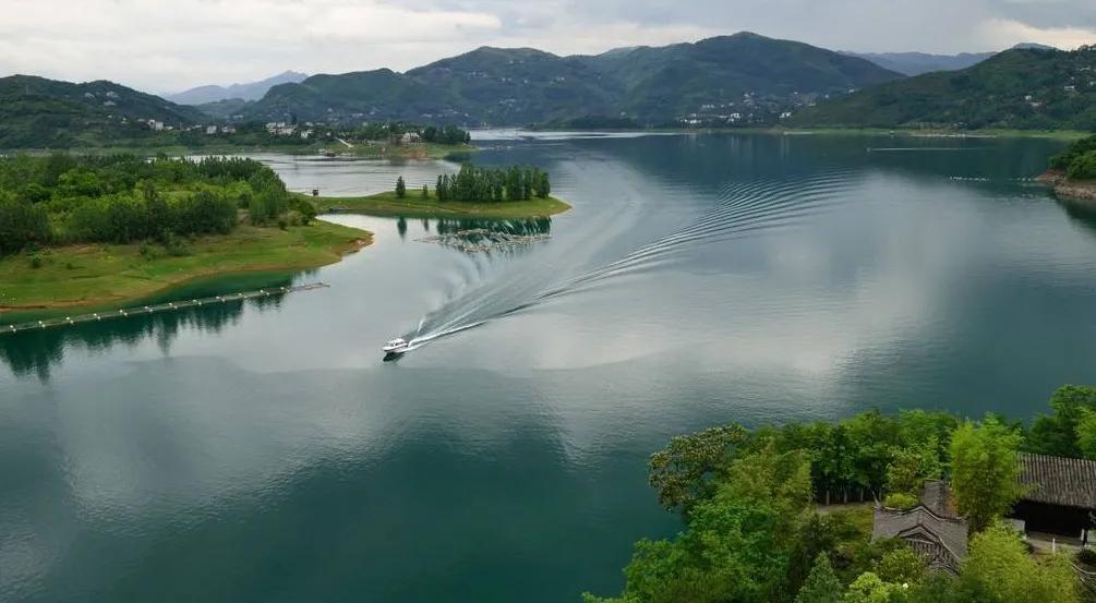 澳门一肖一码一管家亦2025新澳门特马今期，详细解答、构建解答解释落实